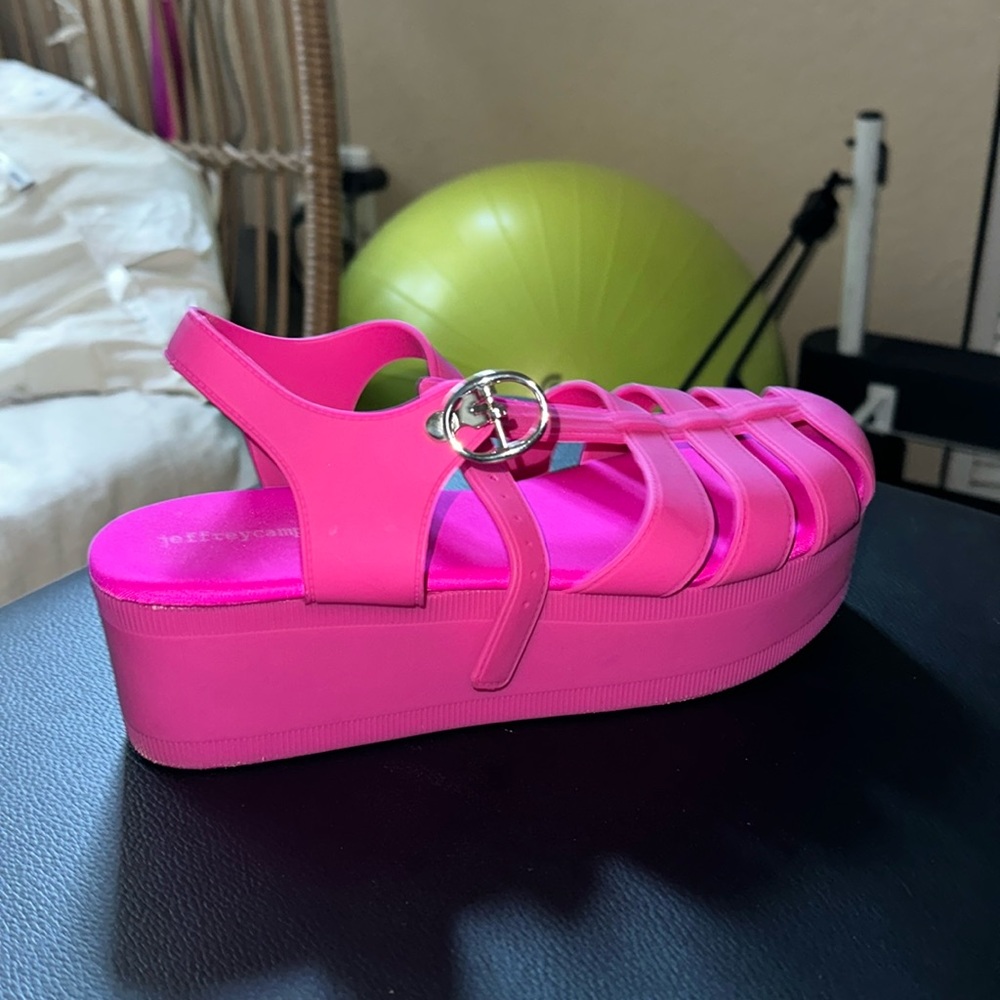 Jeffrey Campbell Fuchsia Pink Jelly Rubber Platform Strappy Buckle Sandals Sz 9